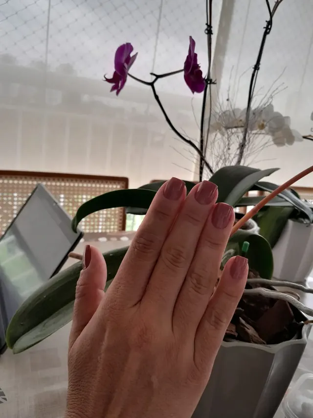 Esmaltação rosé, trabalho real do Espaço Maura Cunha